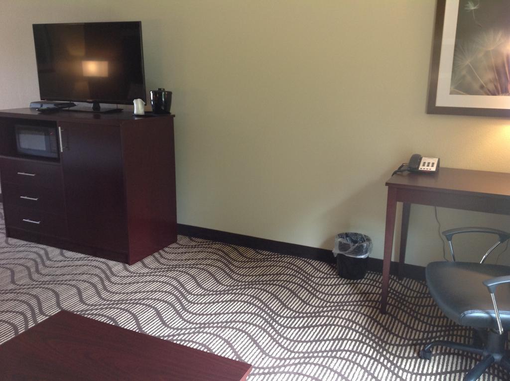 Executive Inn&Suites Jefferson Chambre photo